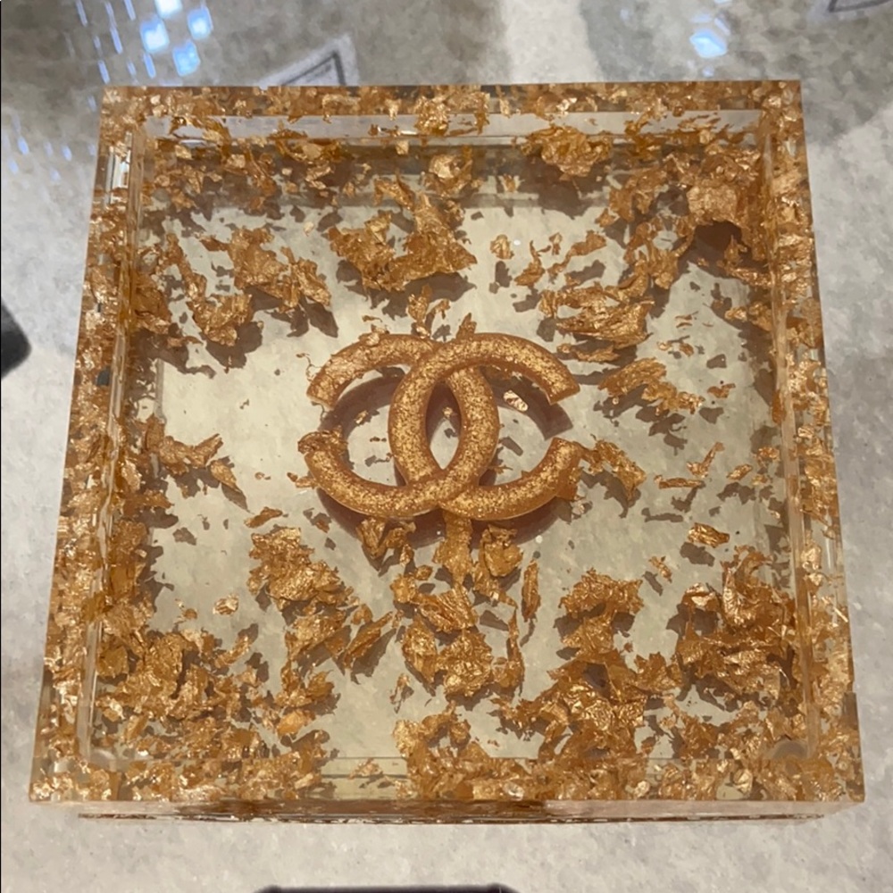 Clear and gold resin jewelry tray, 4 by 4 inches